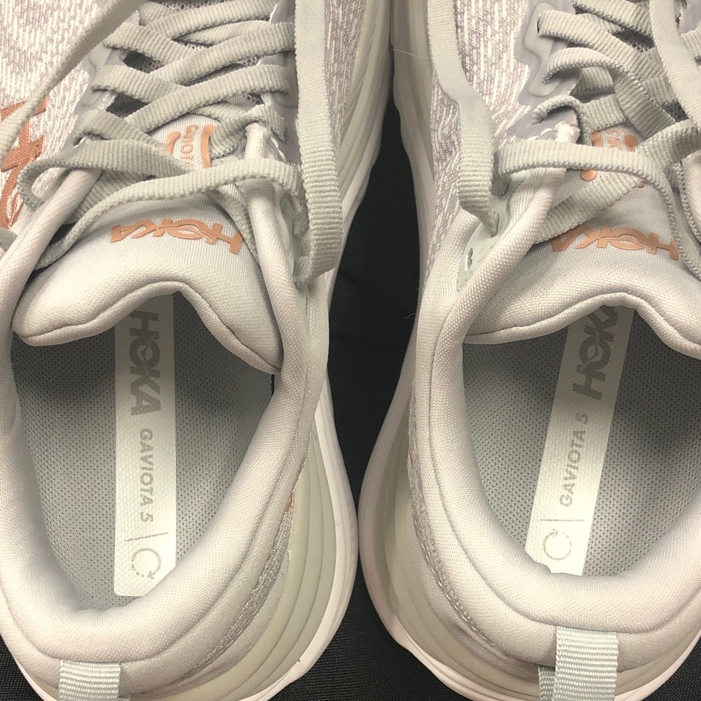 Hoka Sz 6.5D Women's Gaviota 5 Sneakers - Picture 5 of 7